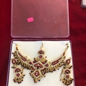 NWT Indian Bollywood bridal stone studded choker set